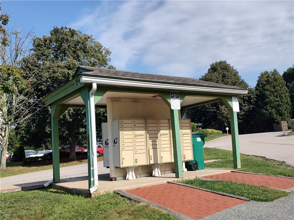 66 Girard Avenue 417