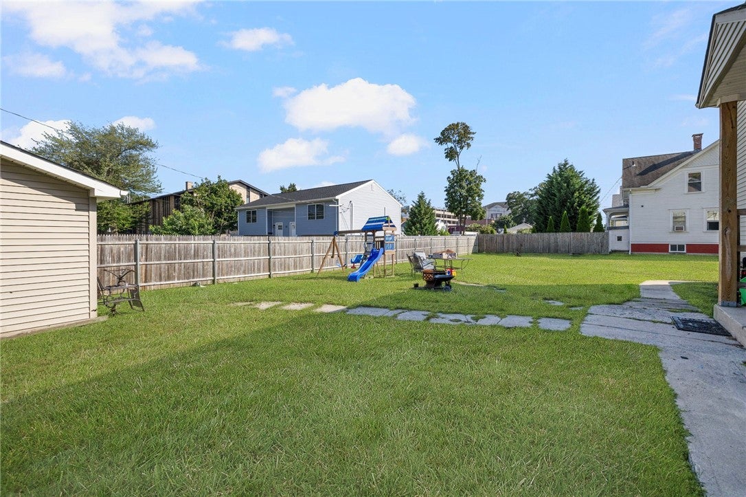 54 Balckburn Avenue