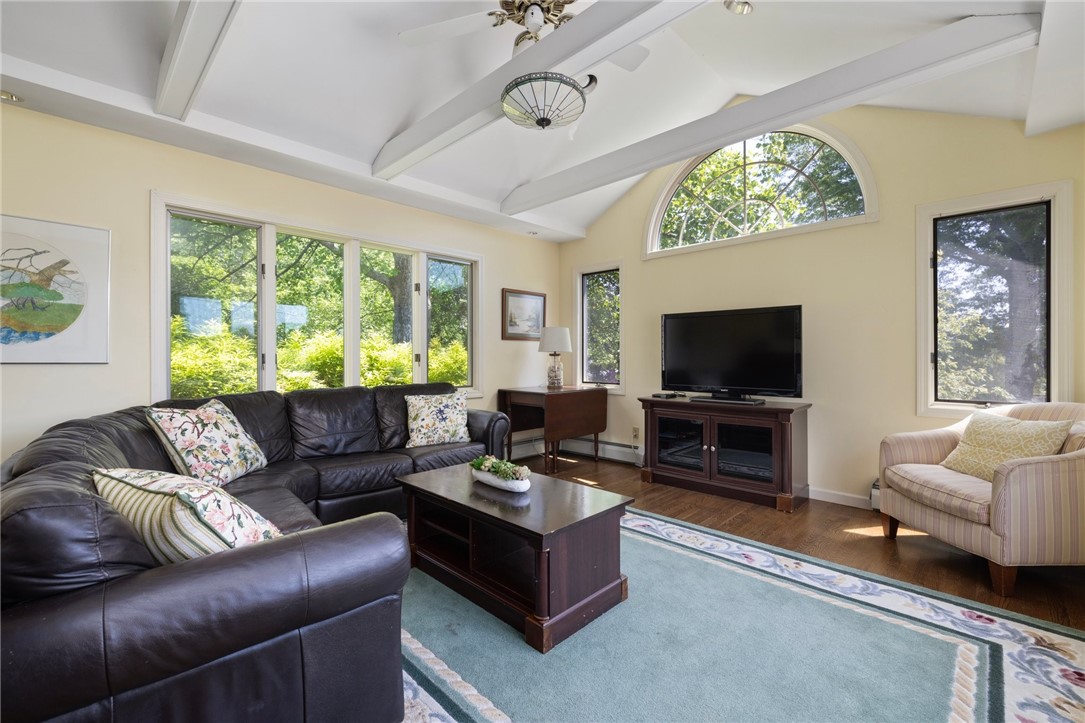 39 Highland Avenue