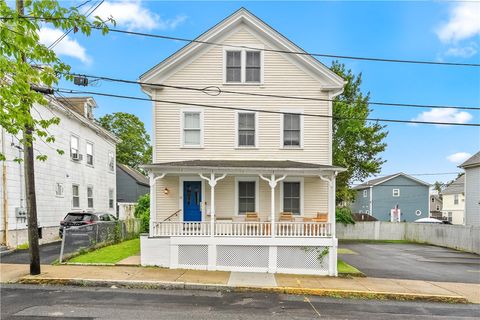 13 Dean Avenue Newport RI 02840