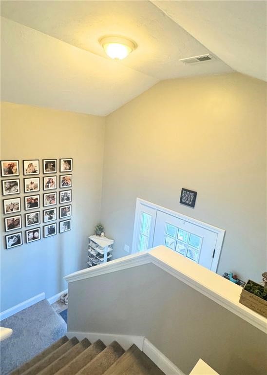 Richmond, Rhode Island 02898, United States, 2 Bedrooms Bedrooms, ,2 BathroomsBathrooms,Residential,Pending,26124