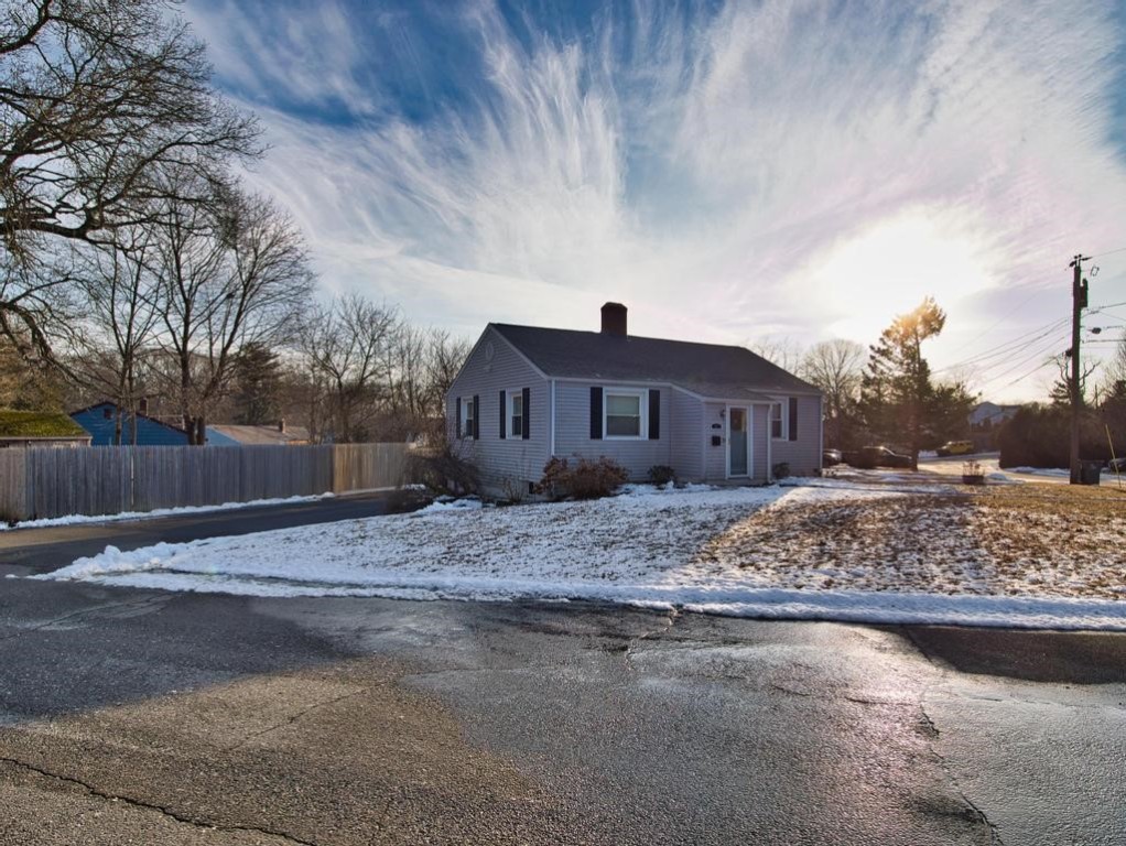 23 Sand Hill Drive