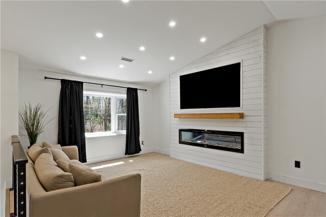 433 Gravelly Hill Road
