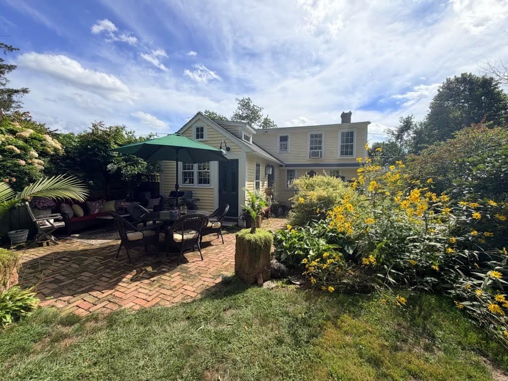 1409 Hope Road