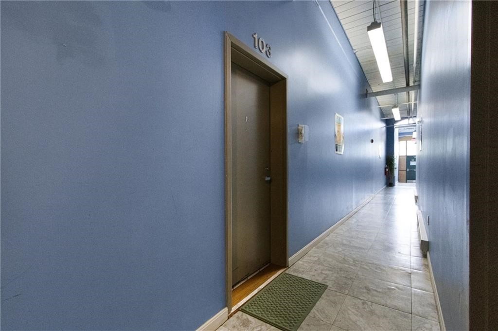 1117 Douglas Avenue 103