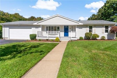 245 Chestnut Street Bristol RI 02809