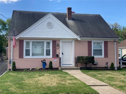 30 Charles Street Cranston RI 02920