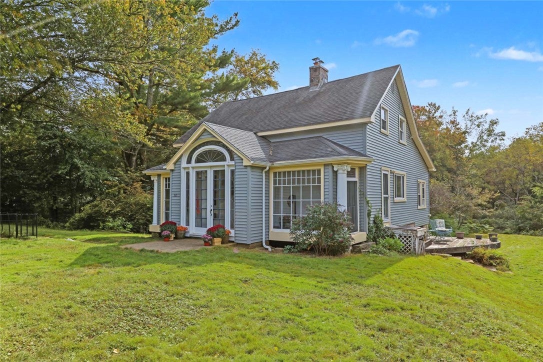 826 Mooresfield Road