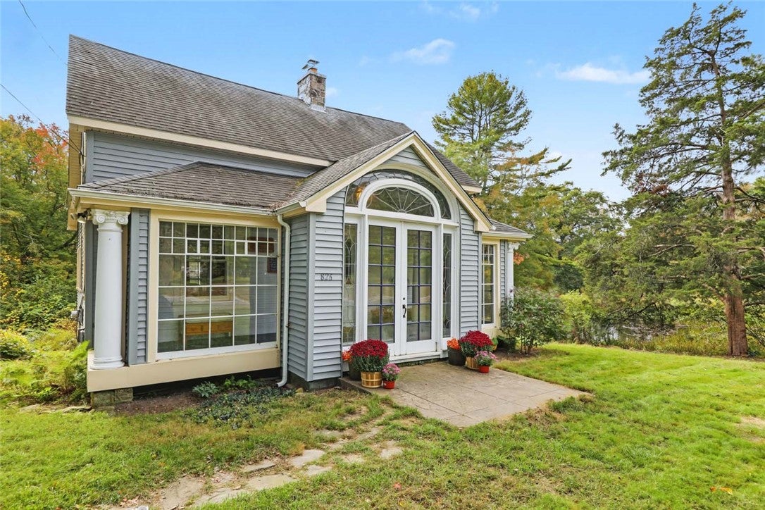 826 Mooresfield Road