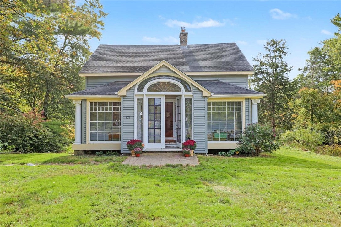 826 Mooresfield Road