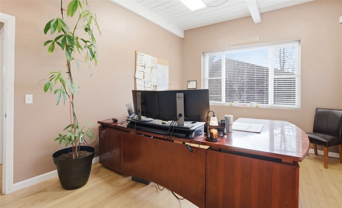 225 Putnam Pike Pike