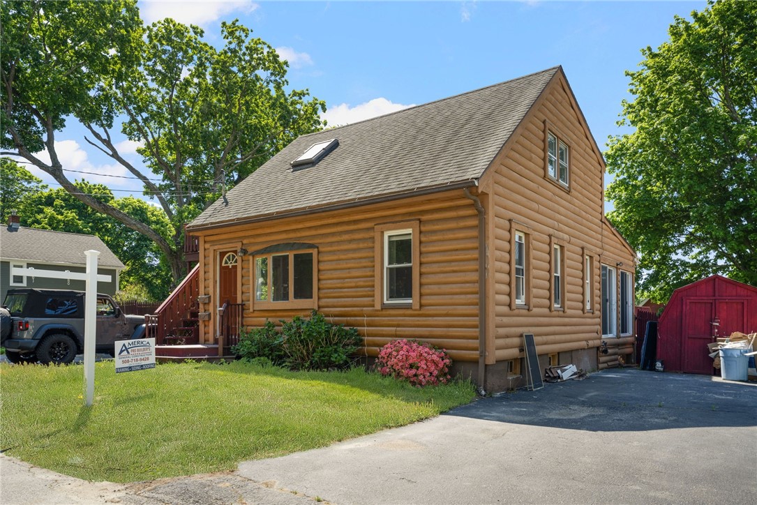 17 Padelford Avenue