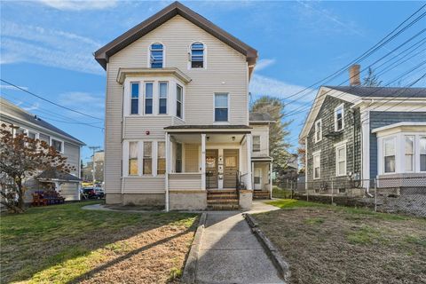79 Hamlet Avenue Woonsocket RI 02895