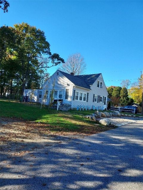 25 Thomas Street North Kingstown RI 02852