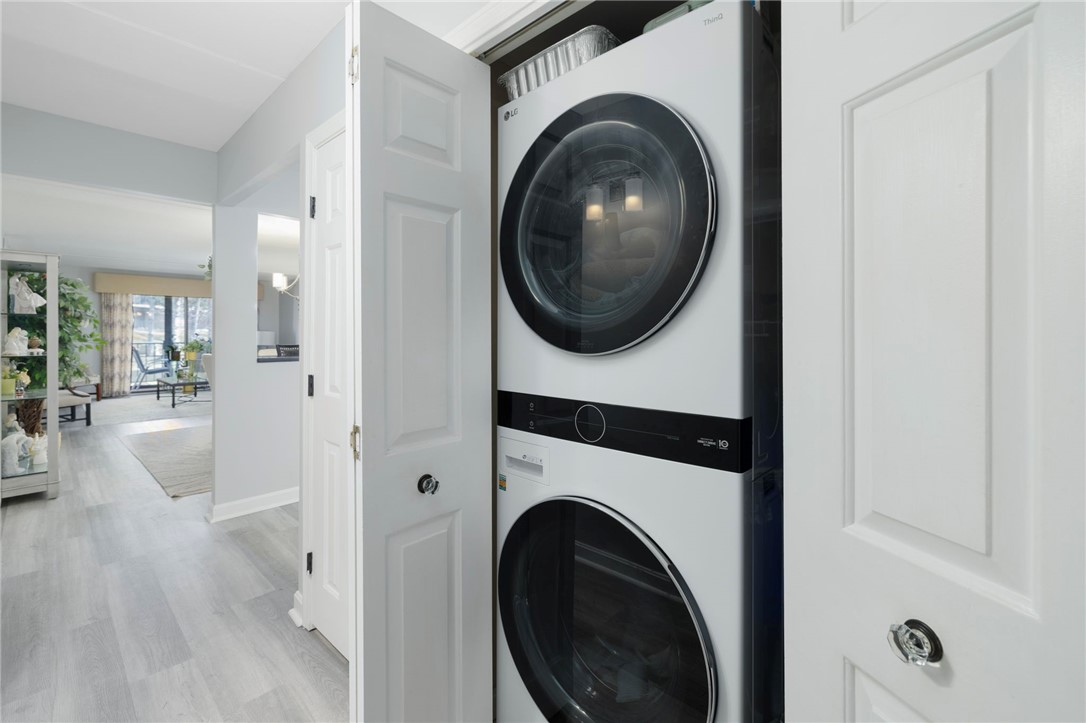 650 East Greenwich Avenue 3/102