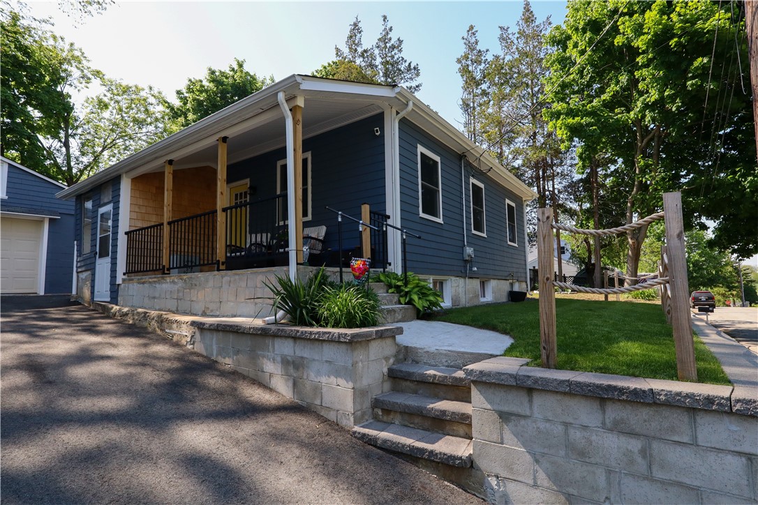 36 Munro Avenue
