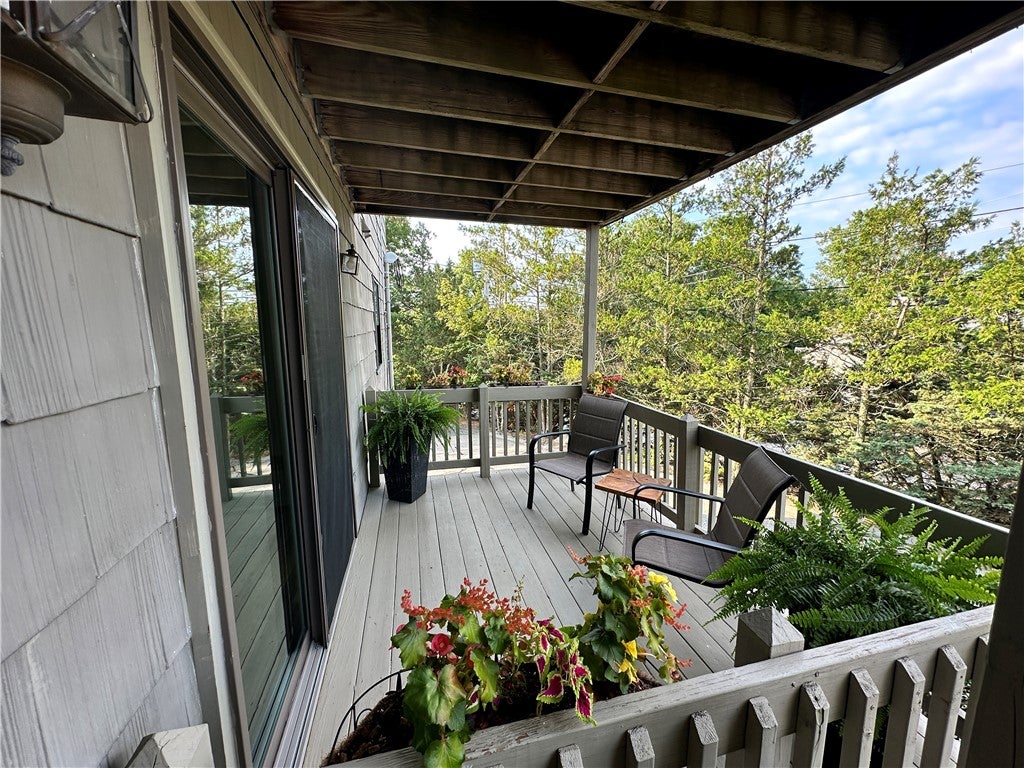 2709 Pinewood Drive