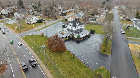 982 Warwick Avenue Warwick RI 02888