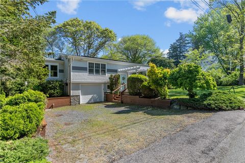 46 Steamboat Street Jamestown RI 02835