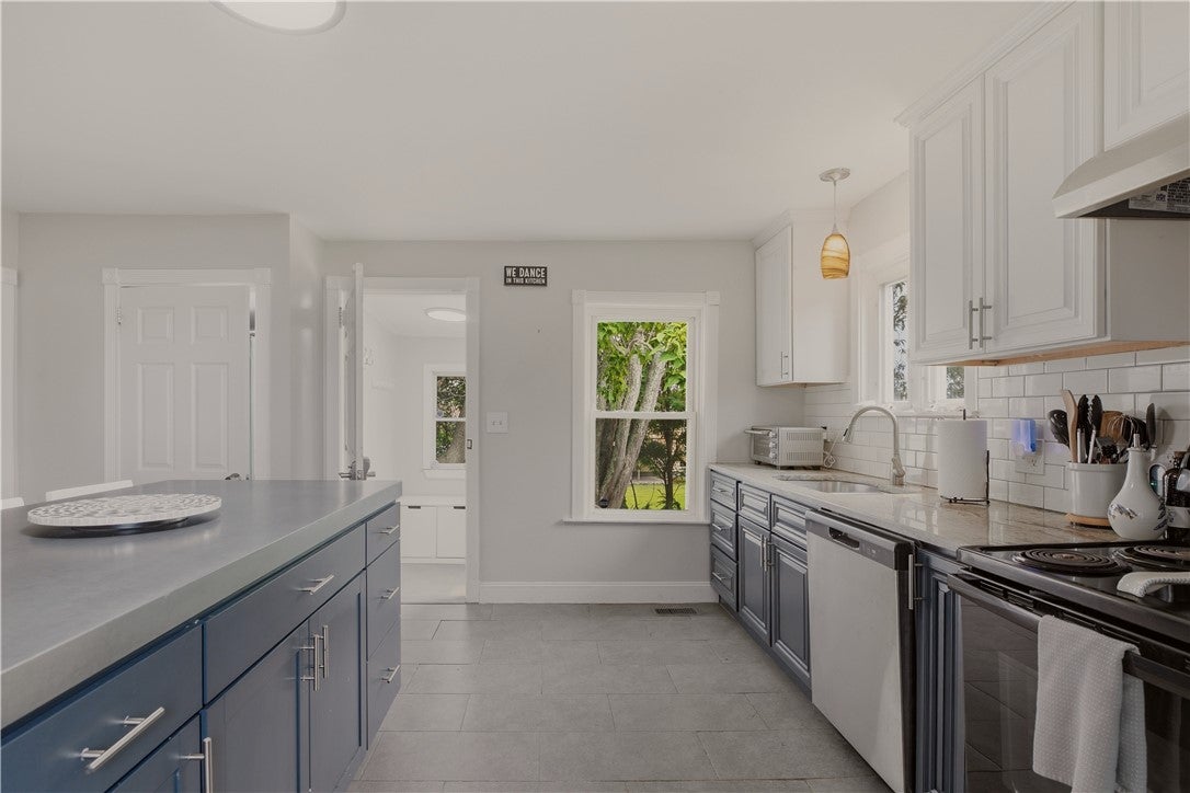 226 Turnpike Avenue
