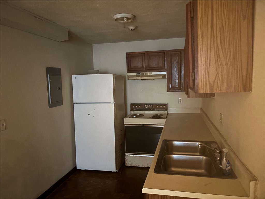 444 Woodward Road 49