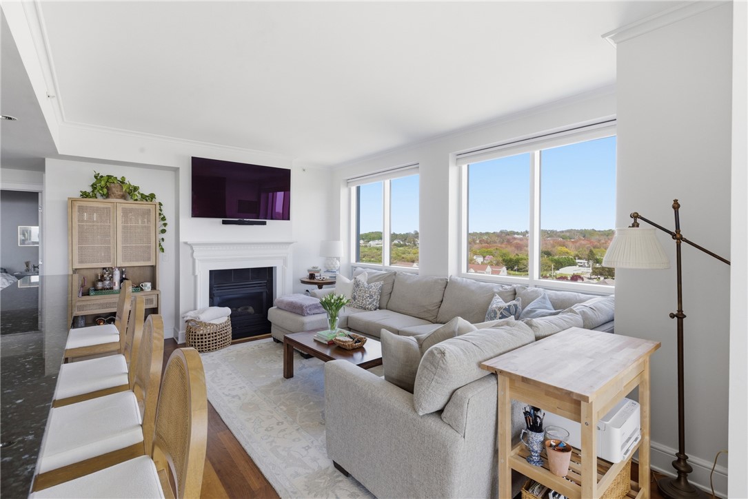 1 Tower Drive 902