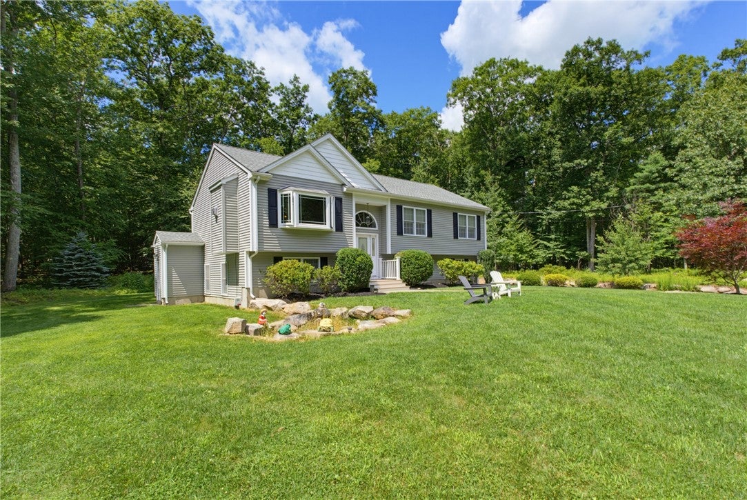 102 Bramble Bush Road