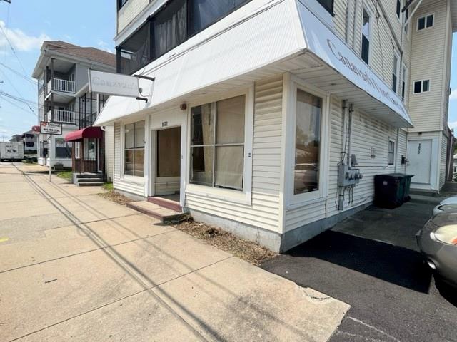 1077 Park Avenue