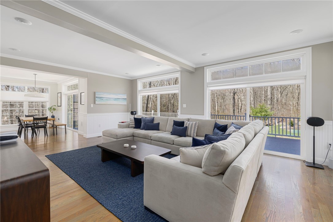 North Kingstown, Rhode Island, 02852, United States, 4 Bedrooms Bedrooms, ,3 BathroomsBathrooms,Residential,Active,2041793