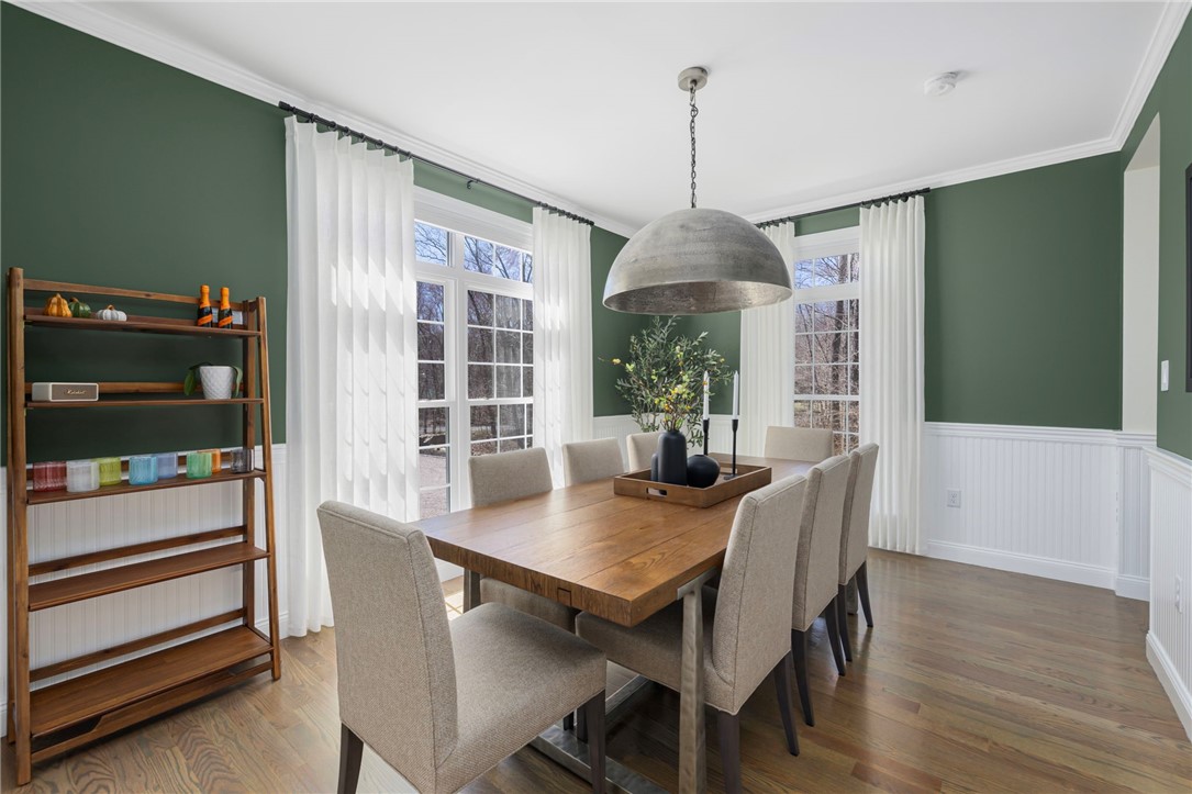North Kingstown, Rhode Island, 02852, United States, 4 Bedrooms Bedrooms, ,3 BathroomsBathrooms,Residential,Active,2041793