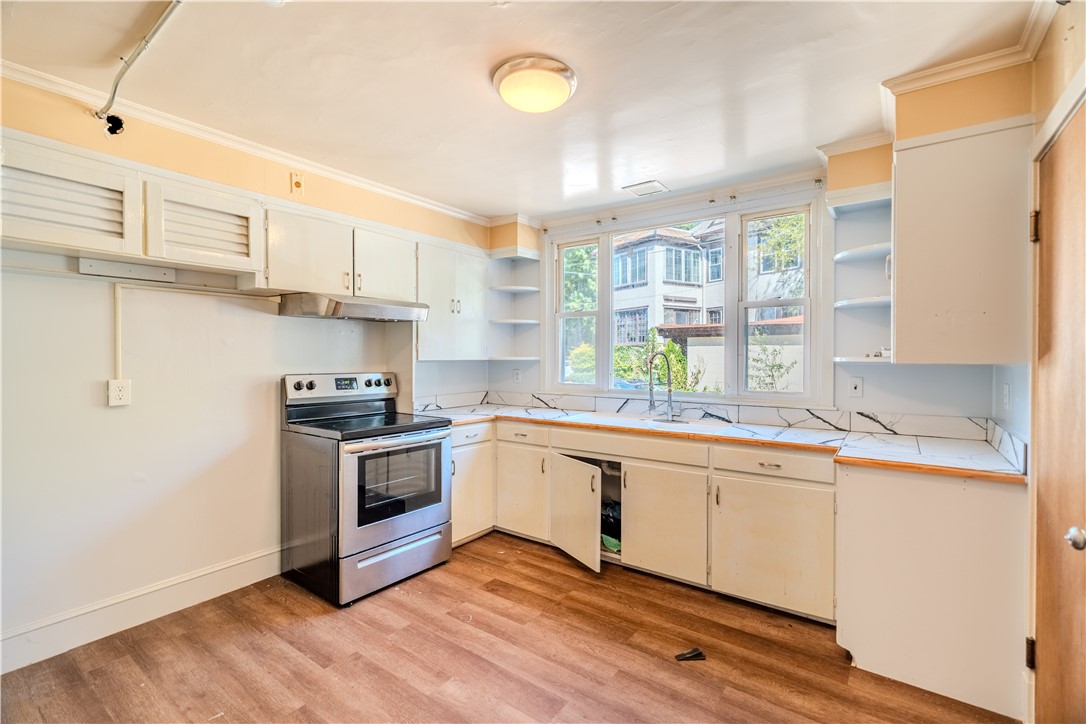 415 Blackstone Street