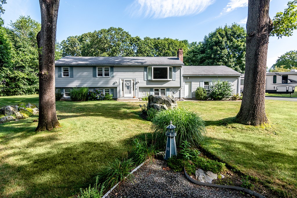 81 Cydot Drive