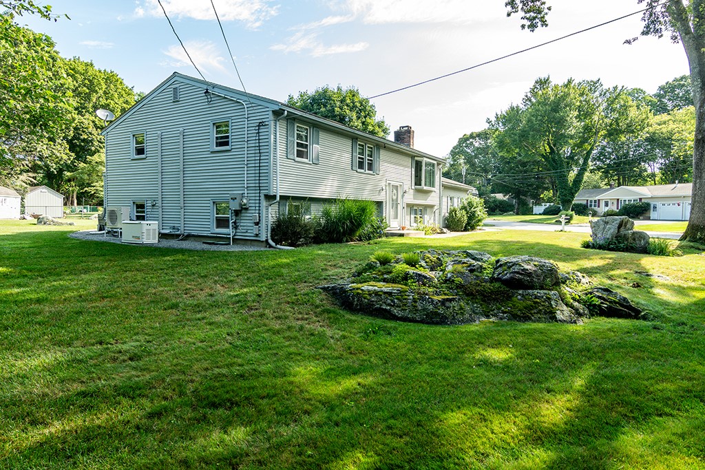 81 Cydot Drive