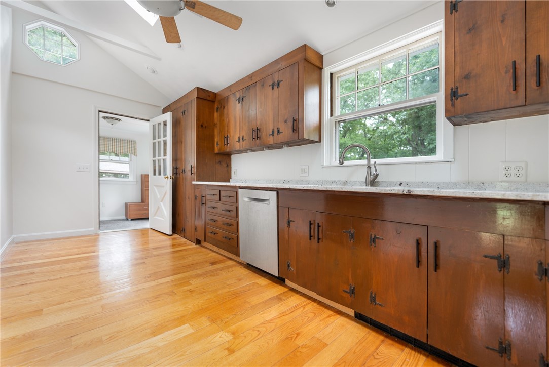 15 Williams Road