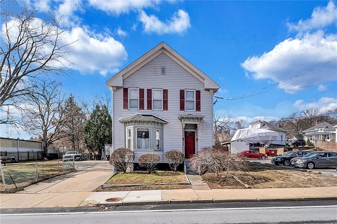1244 Douglas Avenue North Providence RI 02904