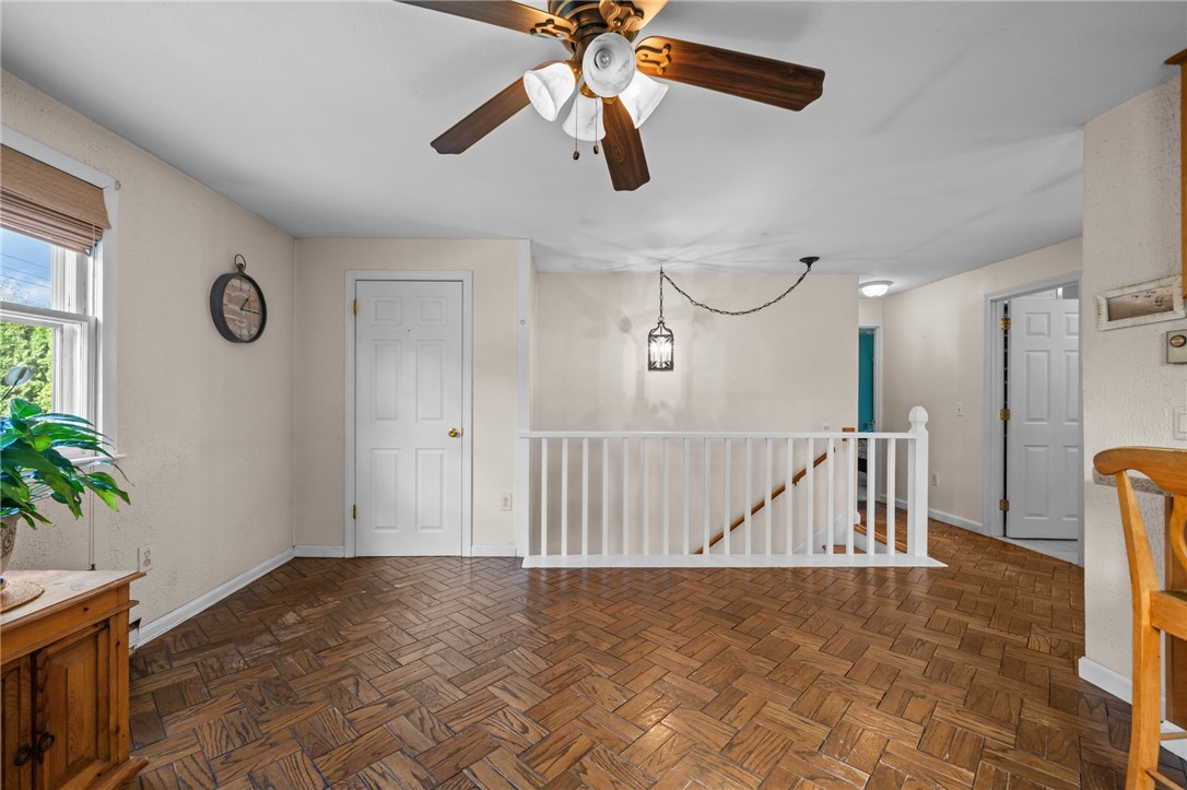 121 Spice Bush Trail