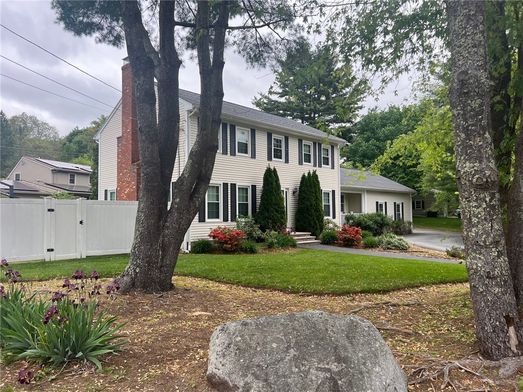 11 Greenbrier Road