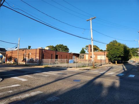 31 Delaine Street Providence RI 02909