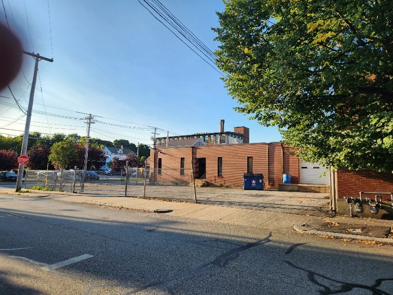 31 Delaine Street