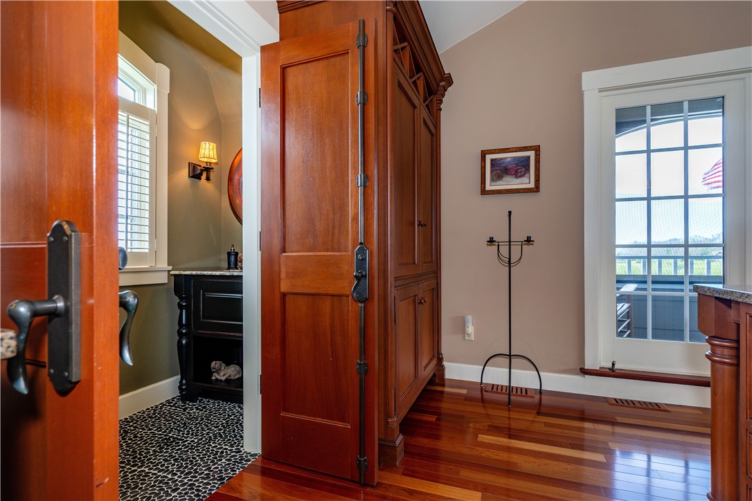 Exeter, Rhode Island 02818, United States, 1 Bedroom Bedrooms, ,2 BathroomsBathrooms,Residential,Active,114687