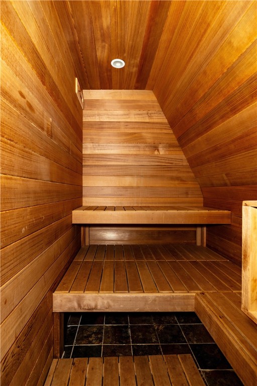 Exeter, Rhode Island 02818, United States, 1 Bedroom Bedrooms, ,2 BathroomsBathrooms,Residential,Active,114687