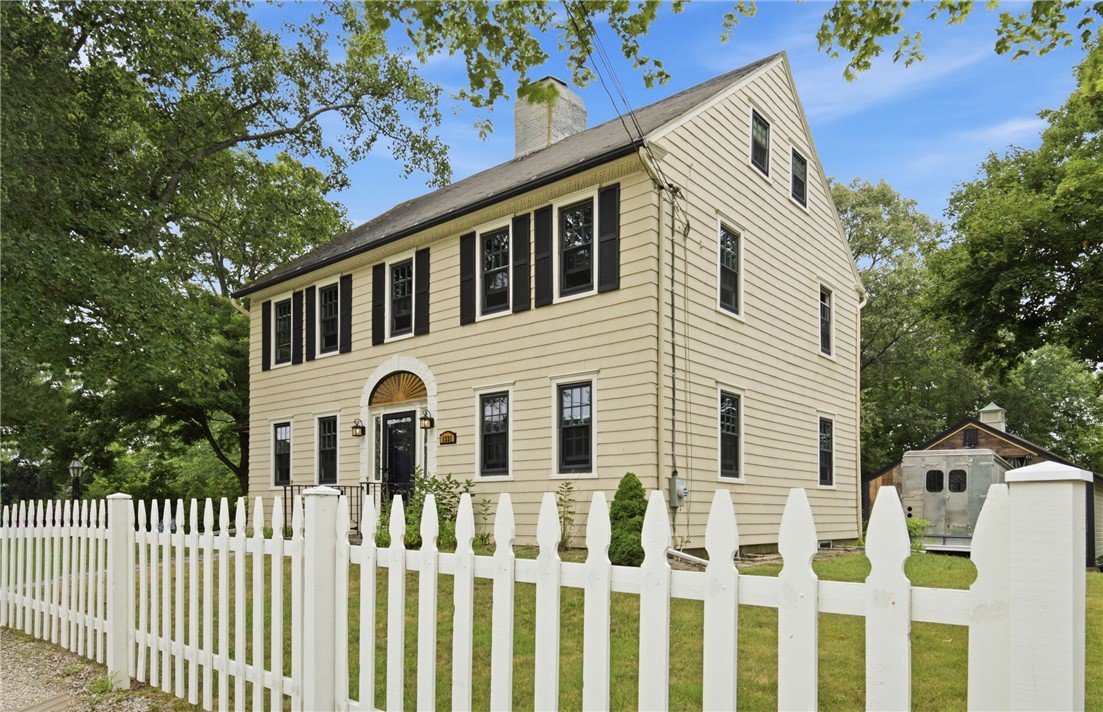 1331 New London Avenue
