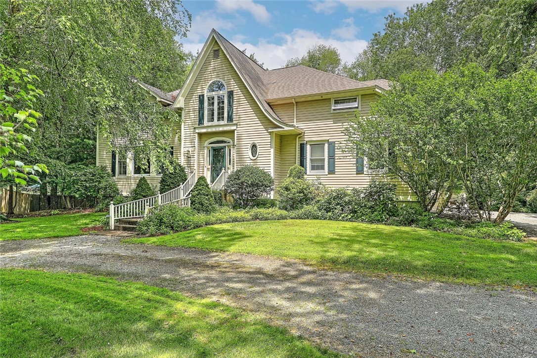 15 Tall Pines Drive