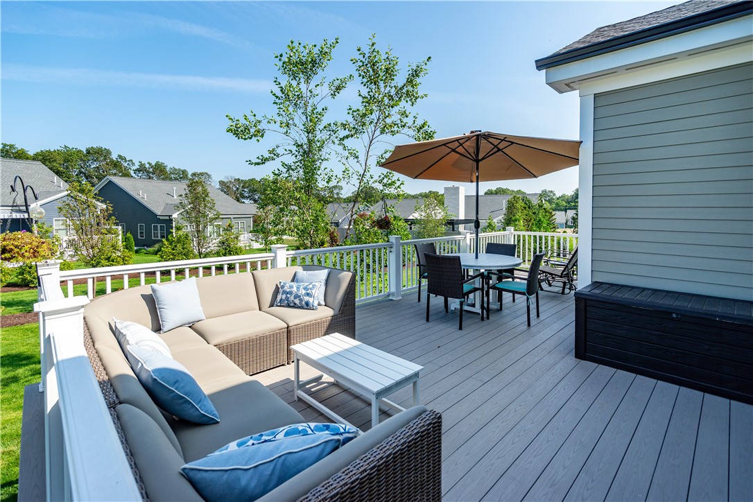 Coventry, Rhode Island 02816, United States, 3 Bedrooms Bedrooms, ,3 BathroomsBathrooms,Residential,Active,190858