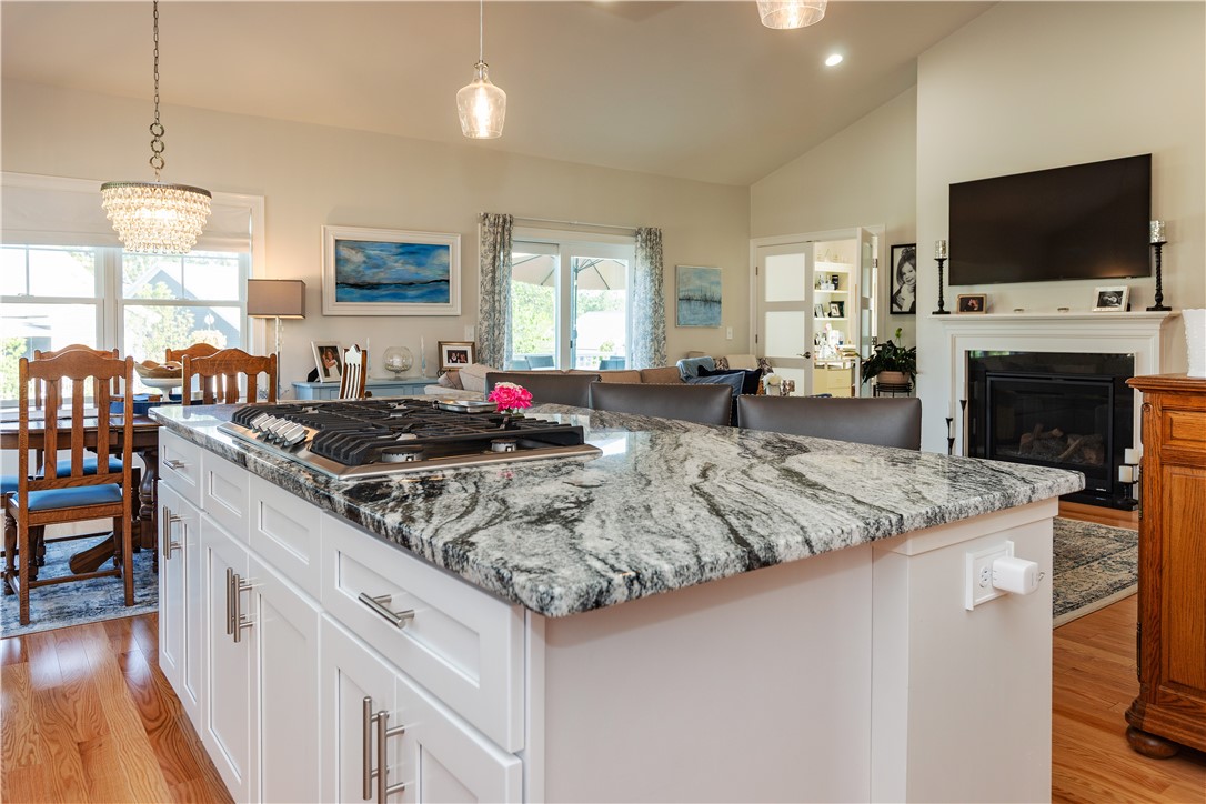 Coventry, Rhode Island 02816, United States, 3 Bedrooms Bedrooms, ,3 BathroomsBathrooms,Residential,Active,190858