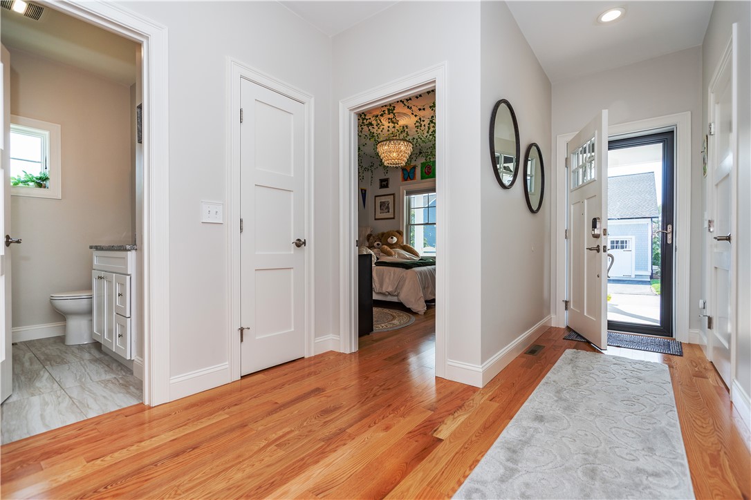 Coventry, Rhode Island 02816, United States, 3 Bedrooms Bedrooms, ,3 BathroomsBathrooms,Residential,Active,190858