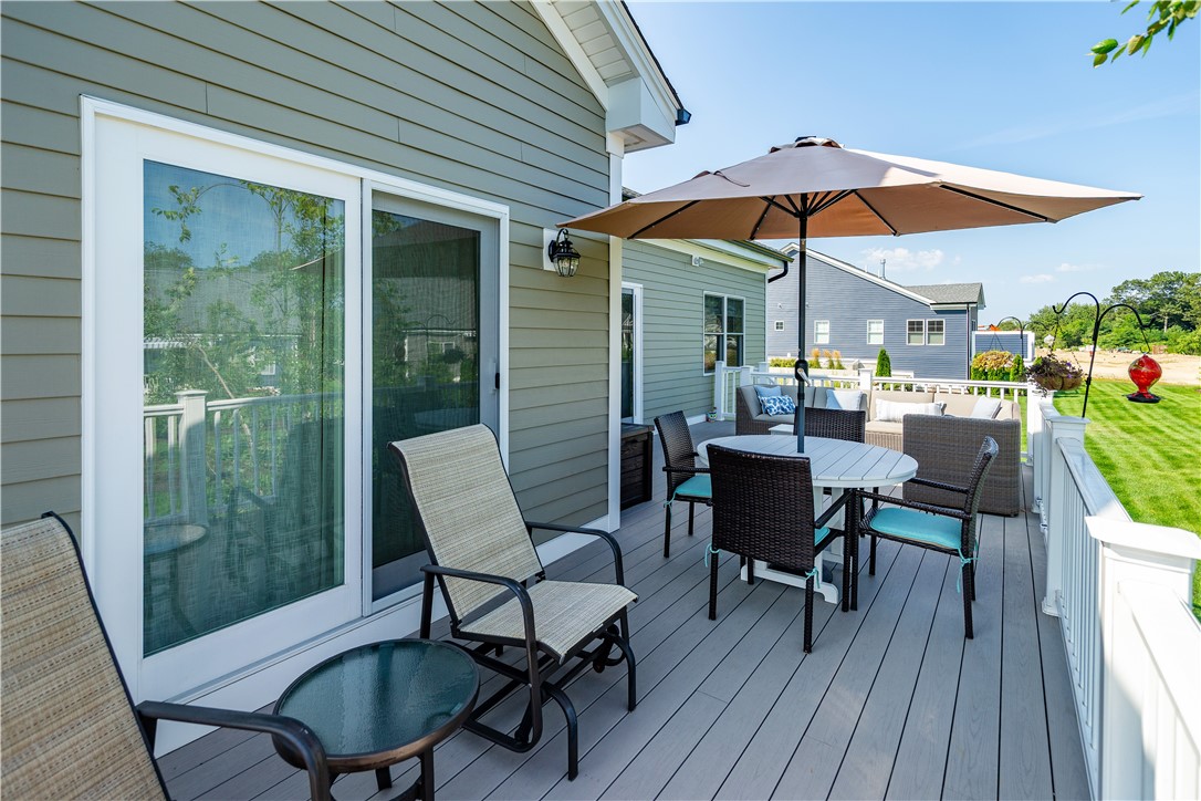 Coventry, Rhode Island 02816, United States, 3 Bedrooms Bedrooms, ,3 BathroomsBathrooms,Residential,Active,190858