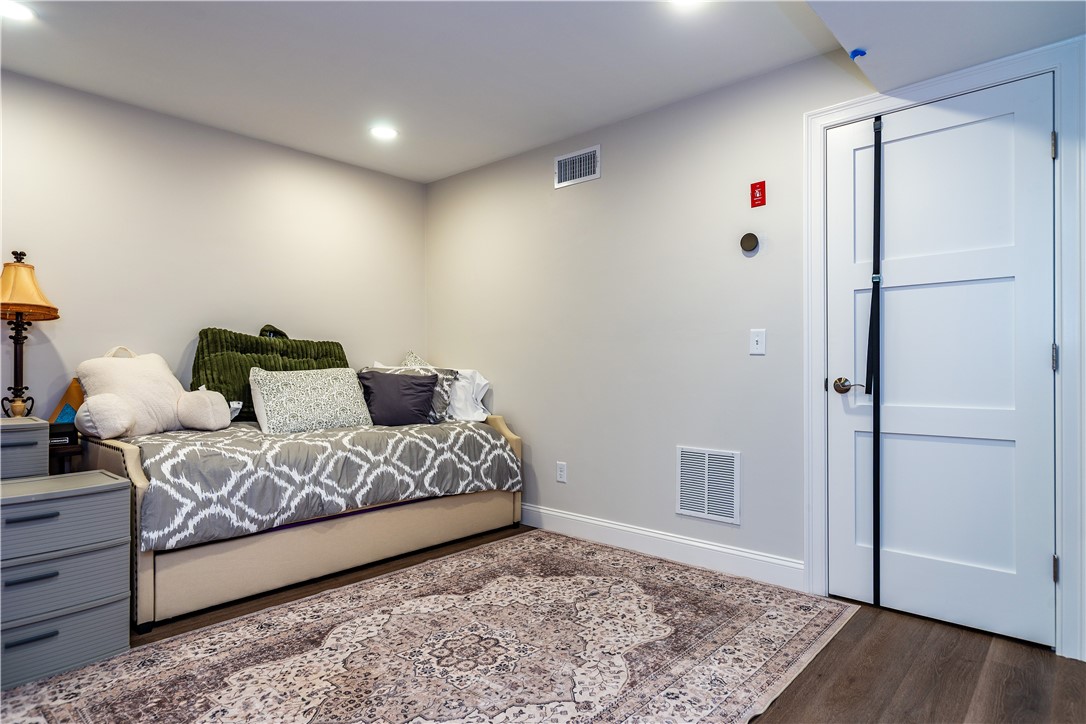 Coventry, Rhode Island 02816, United States, 3 Bedrooms Bedrooms, ,3 BathroomsBathrooms,Residential,Active,190858