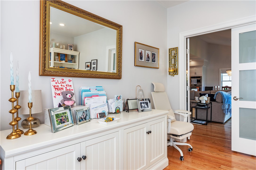 Coventry, Rhode Island 02816, United States, 3 Bedrooms Bedrooms, ,3 BathroomsBathrooms,Residential,Active,190858