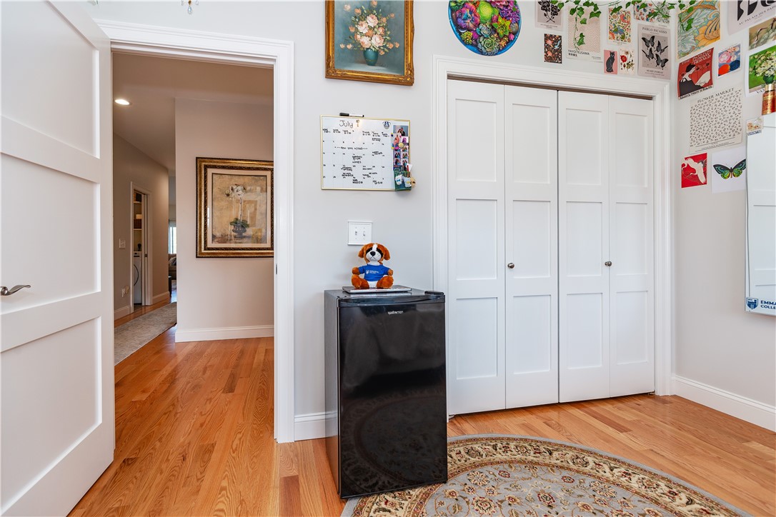 Coventry, Rhode Island 02816, United States, 3 Bedrooms Bedrooms, ,3 BathroomsBathrooms,Residential,Active,190858